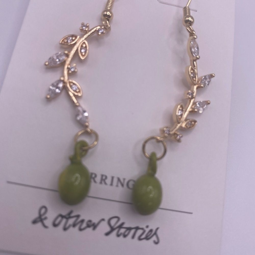 & Other Stories Vine Earrings